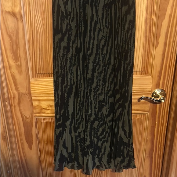 Ted Baker Green and Black Maxi Dress - Picture 6 of 14